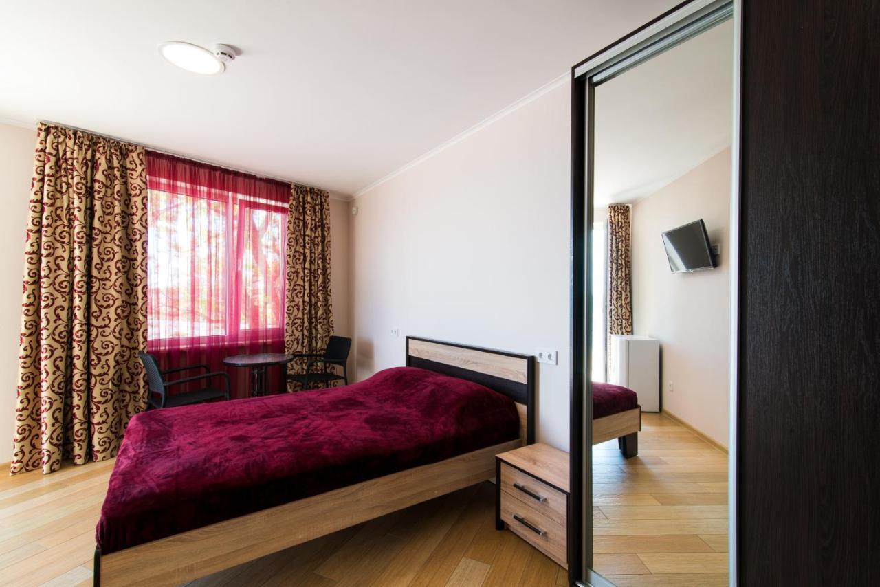 Hotel Tsvetok Odessa Eksteriør billede